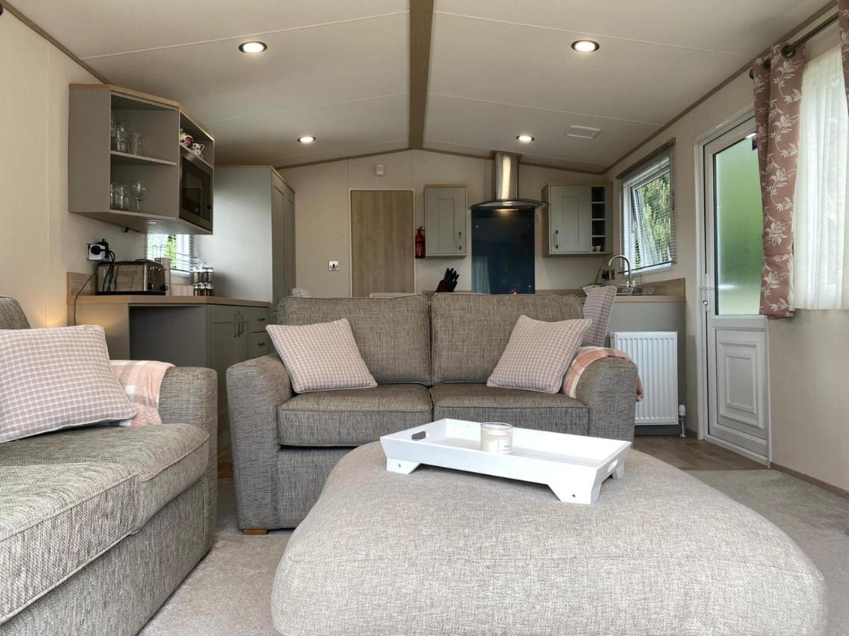 Lake District Prestige Caravan, 3 Bedrooms, Sleeps 8 On Haven Holiday Park Flookburgh Экстерьер фото