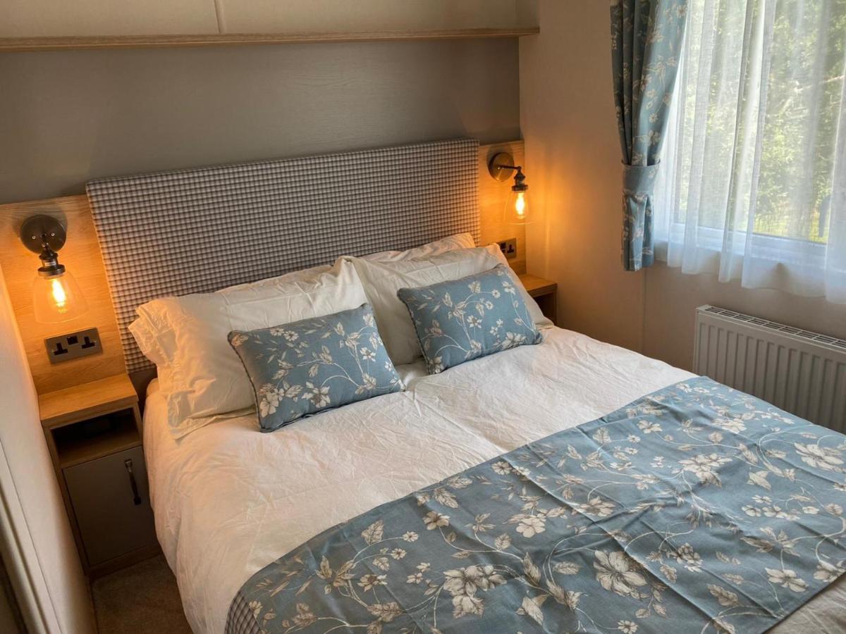 Lake District Prestige Caravan, 3 Bedrooms, Sleeps 8 On Haven Holiday Park Flookburgh Экстерьер фото