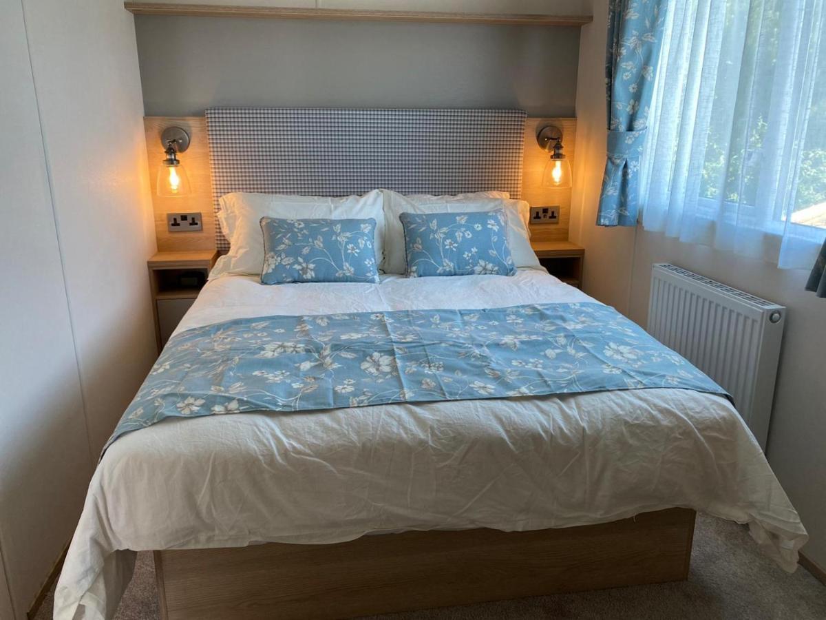 Lake District Prestige Caravan, 3 Bedrooms, Sleeps 8 On Haven Holiday Park Flookburgh Экстерьер фото